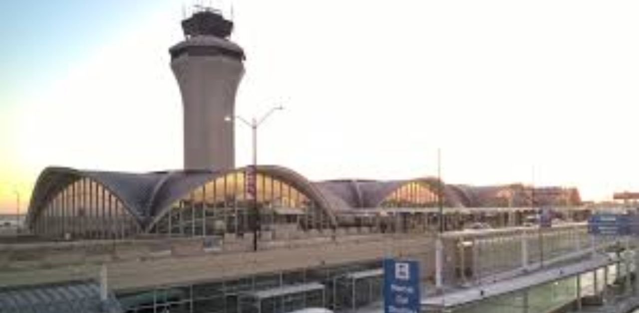 Frontier Airlines STL Terminal